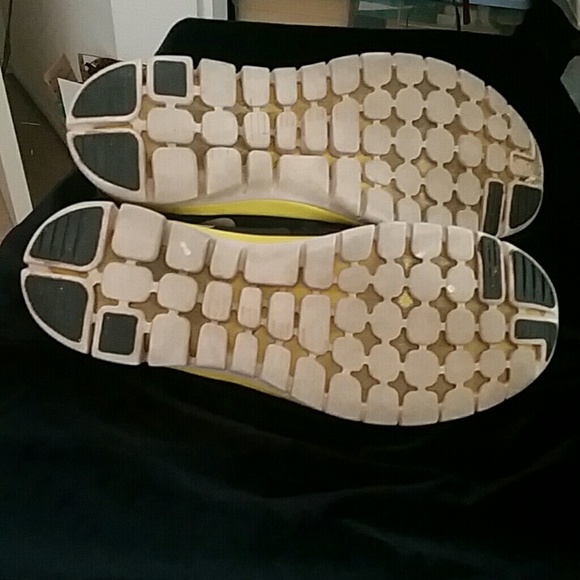 Nike shoes size 9.5 - Picture 5 of 6